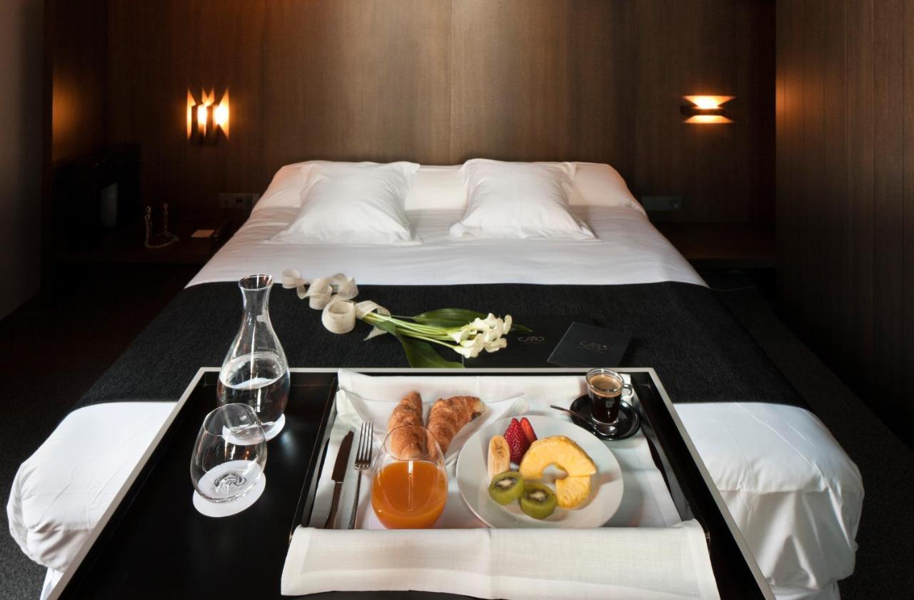 Caro Hotel Βαλένθια Εξωτερικό φωτογραφία Room service