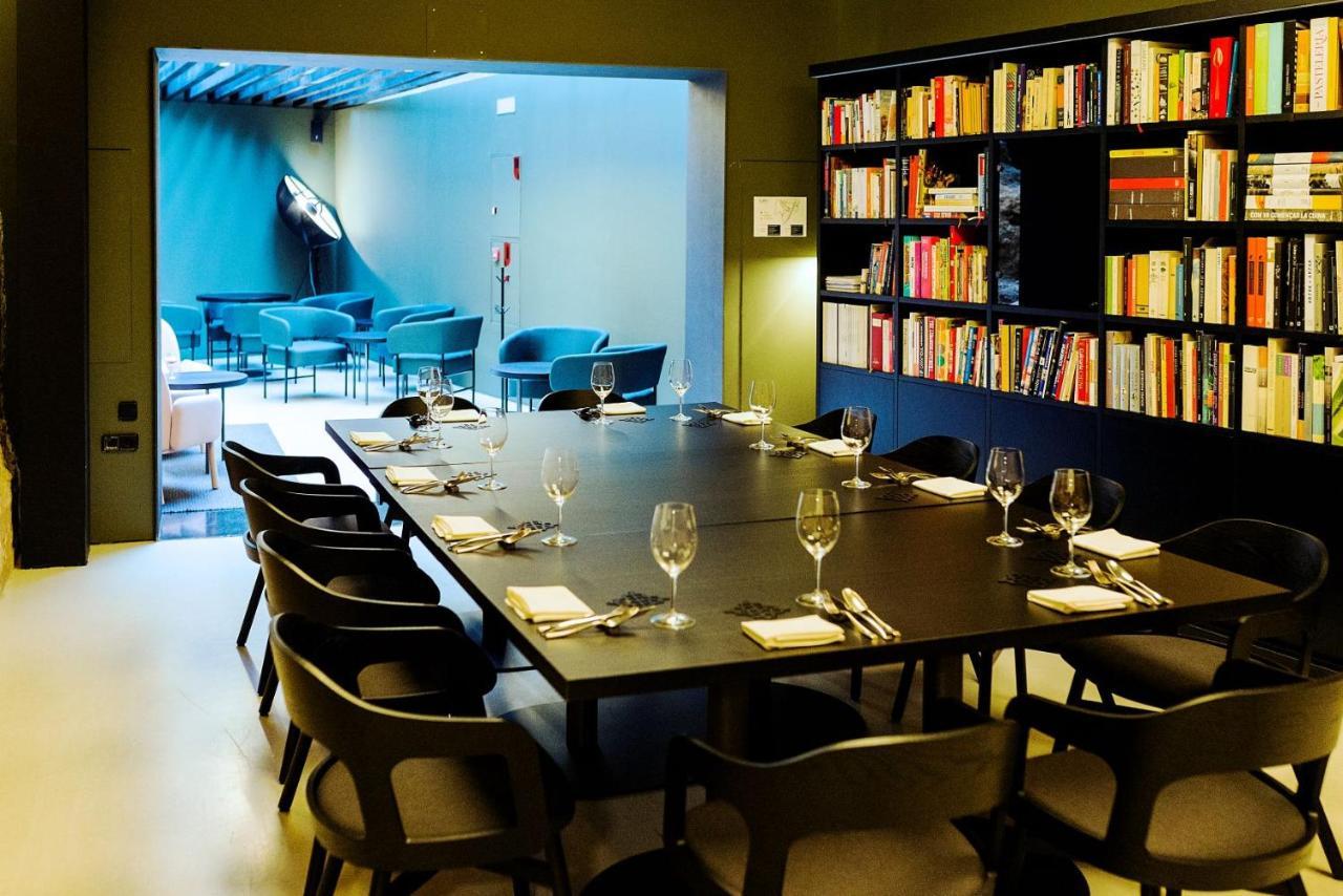 Caro Hotel Βαλένθια Εξωτερικό φωτογραφία Library at the London Edition