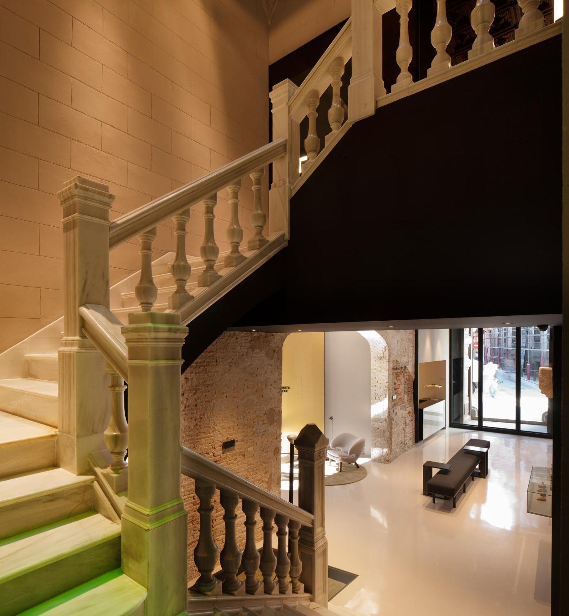 Caro Hotel Βαλένθια Εξωτερικό φωτογραφία The staircase