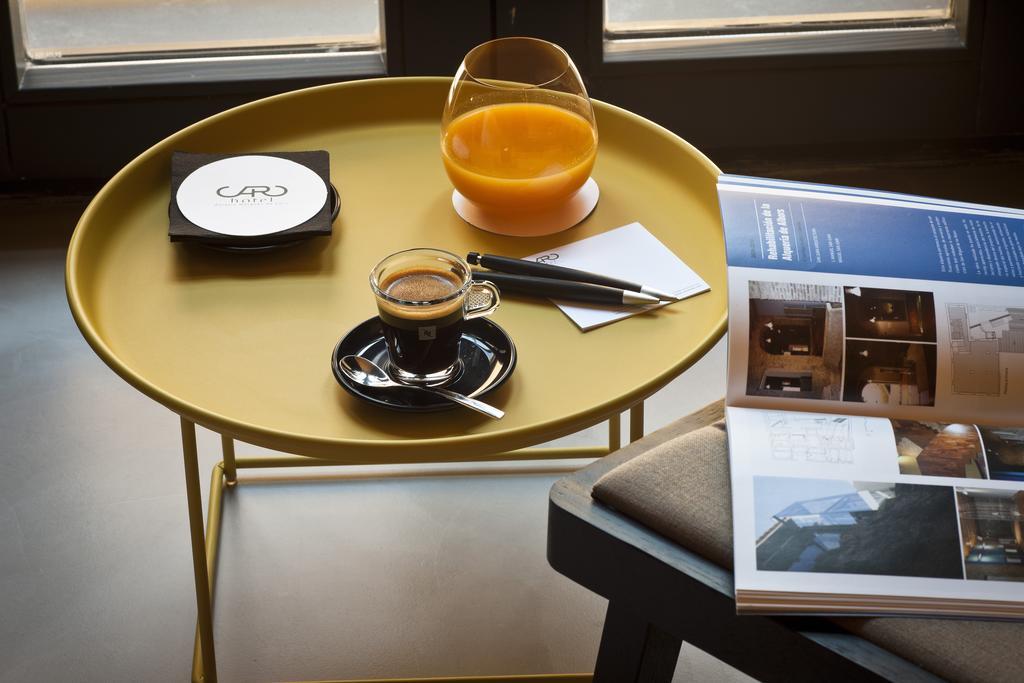 Caro Hotel Βαλένθια Εξωτερικό φωτογραφία A coffee table