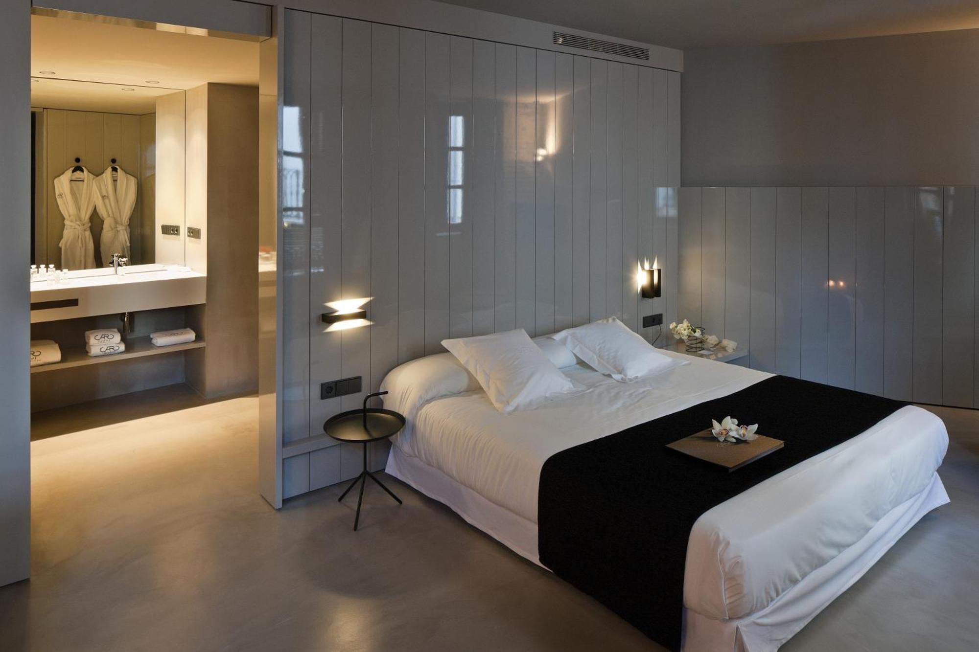 Caro Hotel Βαλένθια Εξωτερικό φωτογραφία A room at the hotel